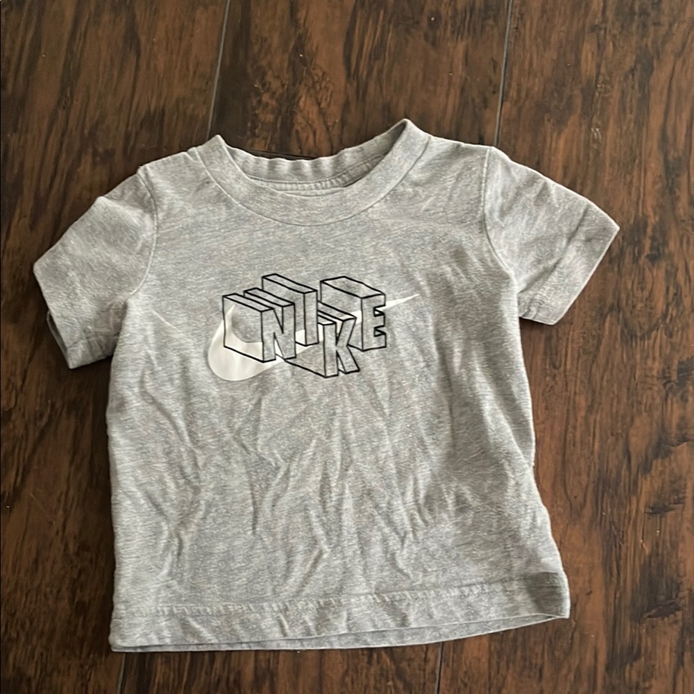 Nike Kids Gray T-Shirt 2T